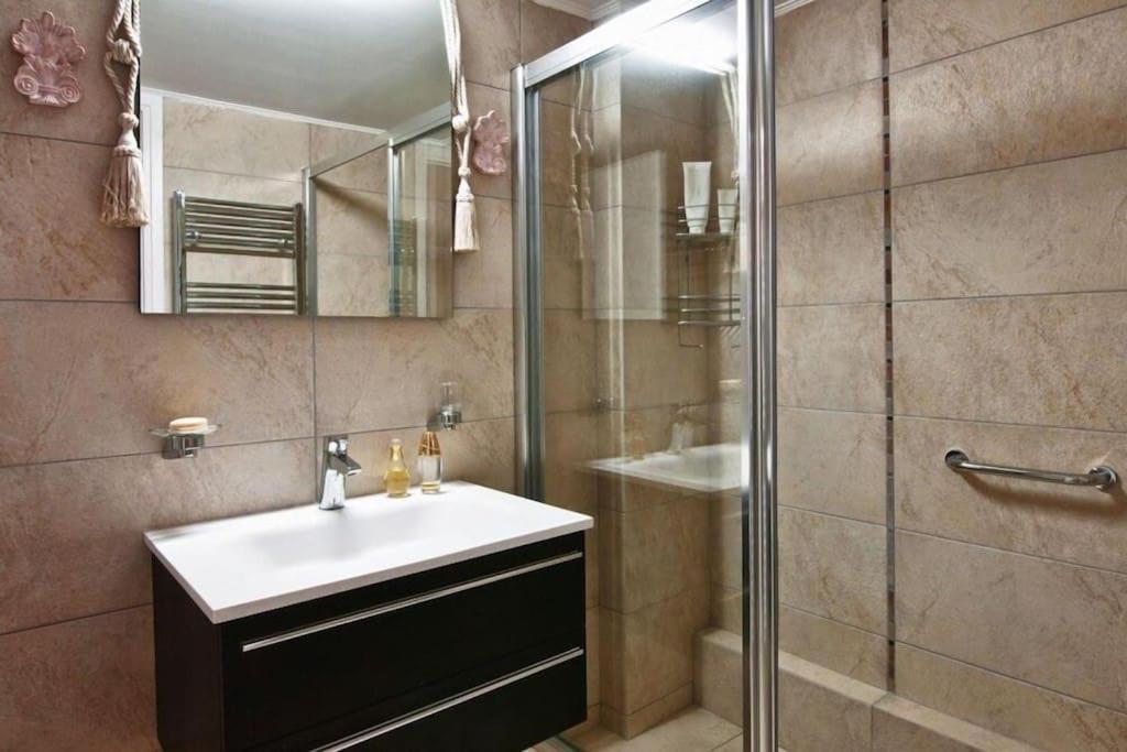 Acropolis Luxury House Appartement Athene Buitenkant foto